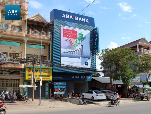 aba-covers-phnom-penh-s-ou-baek-k-am-area-with-a-new-branch-c1